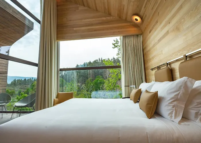 Lavandeira Douro Nature & Wellness Lantgård *